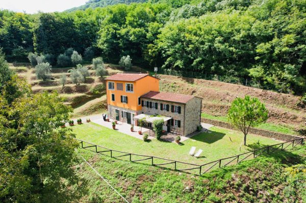 casale in vendita a Capannori in zona San Gennaro
