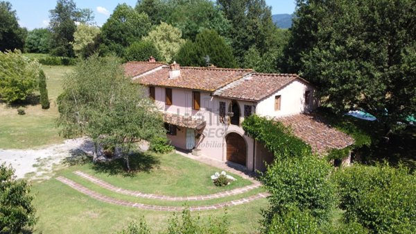 casa indipendente in vendita a Capannori in zona Borgonuovo