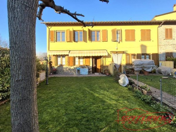 appartamento in vendita a Capannori in zona Lammari