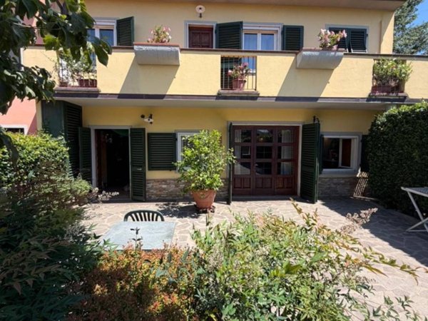 casa indipendente in vendita a Capannori