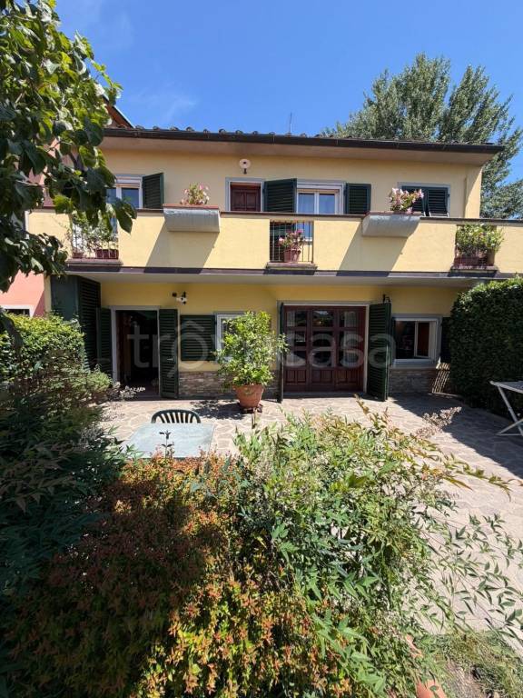 casa indipendente in vendita a Capannori