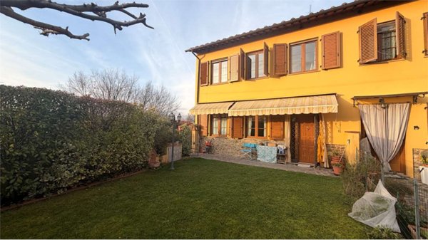 casa indipendente in vendita a Capannori in zona San Gennaro