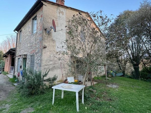 casa indipendente in vendita a Capannori