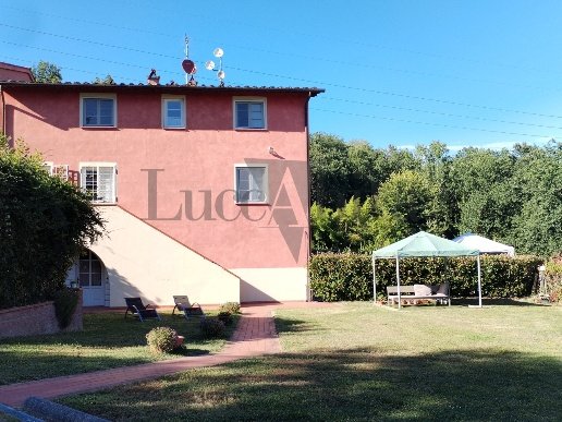 casa semindipendente in vendita a Capannori