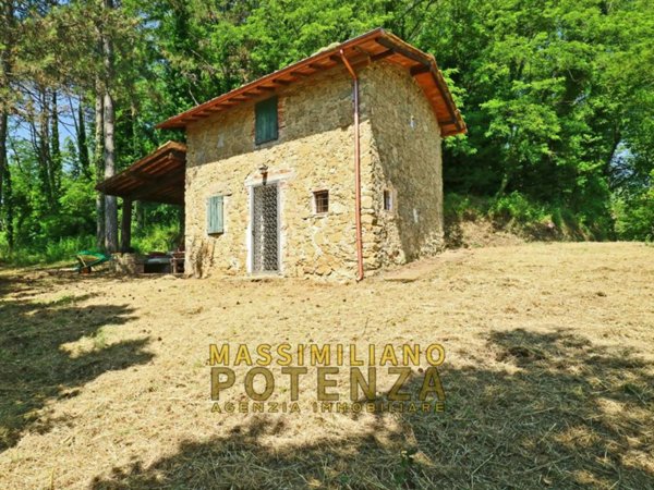 casa indipendente in vendita a Capannori in zona San Gennaro
