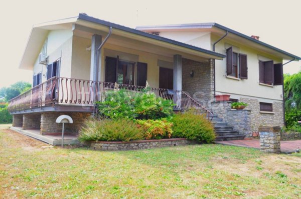 casa indipendente in vendita a Capannori
