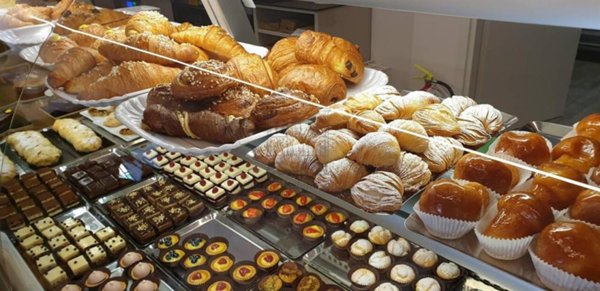 negozio in vendita a Capannori in zona Marlia