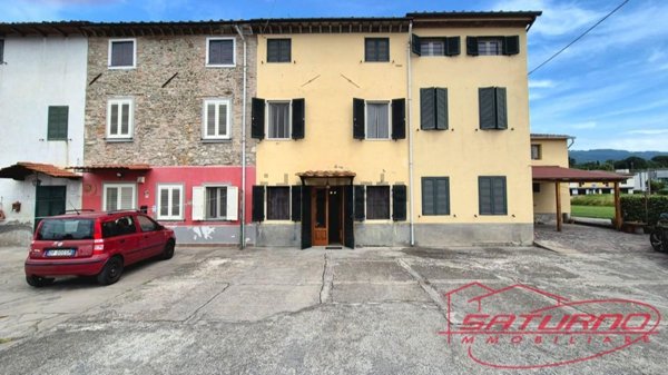 casa indipendente in vendita a Capannori
