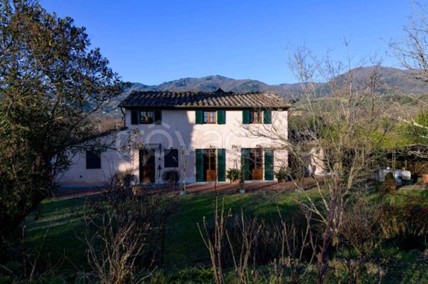 casa indipendente in vendita a Capannori in zona Marlia