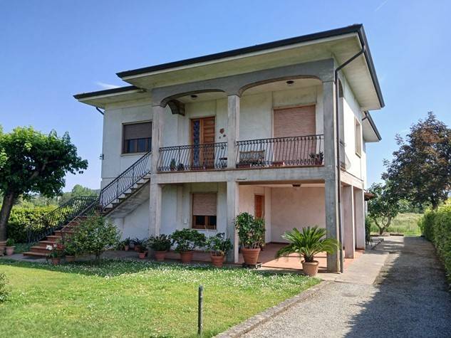 casa indipendente in vendita a Capannori