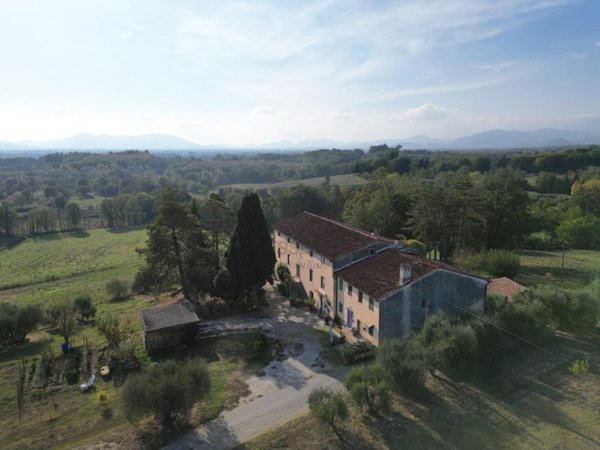 casa indipendente in vendita a Capannori