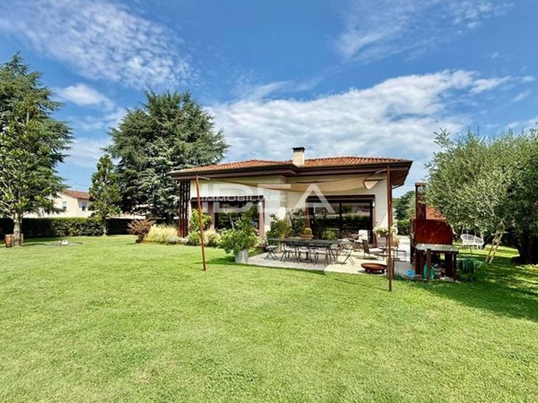 casa indipendente in vendita a Capannori in zona Guamo