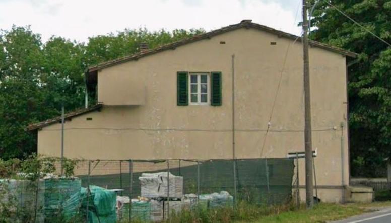 locale commerciale in vendita a Capannori in zona Guamo