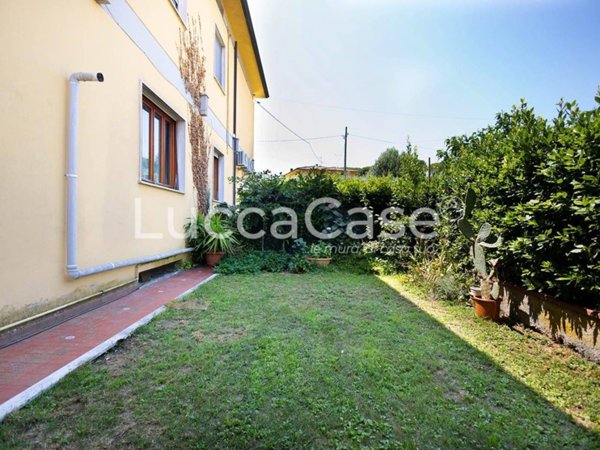 appartamento in vendita a Capannori in zona Marlia