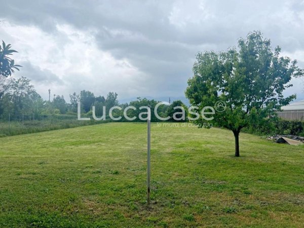 casa indipendente in vendita a Capannori