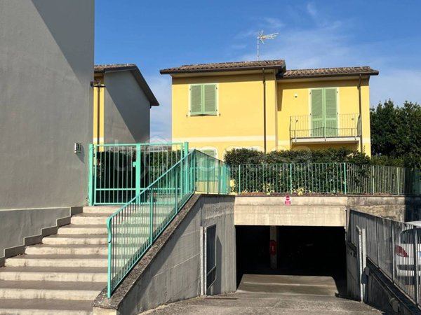 casa indipendente in vendita a Capannori in zona Segromigno in Monte