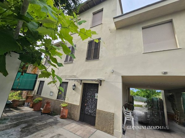 casa indipendente in vendita a Capannori