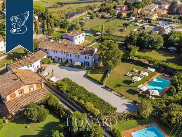 villa in vendita a Capannori in zona Vorno