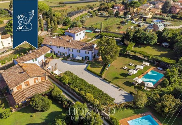 villa in vendita a Capannori in zona Vorno