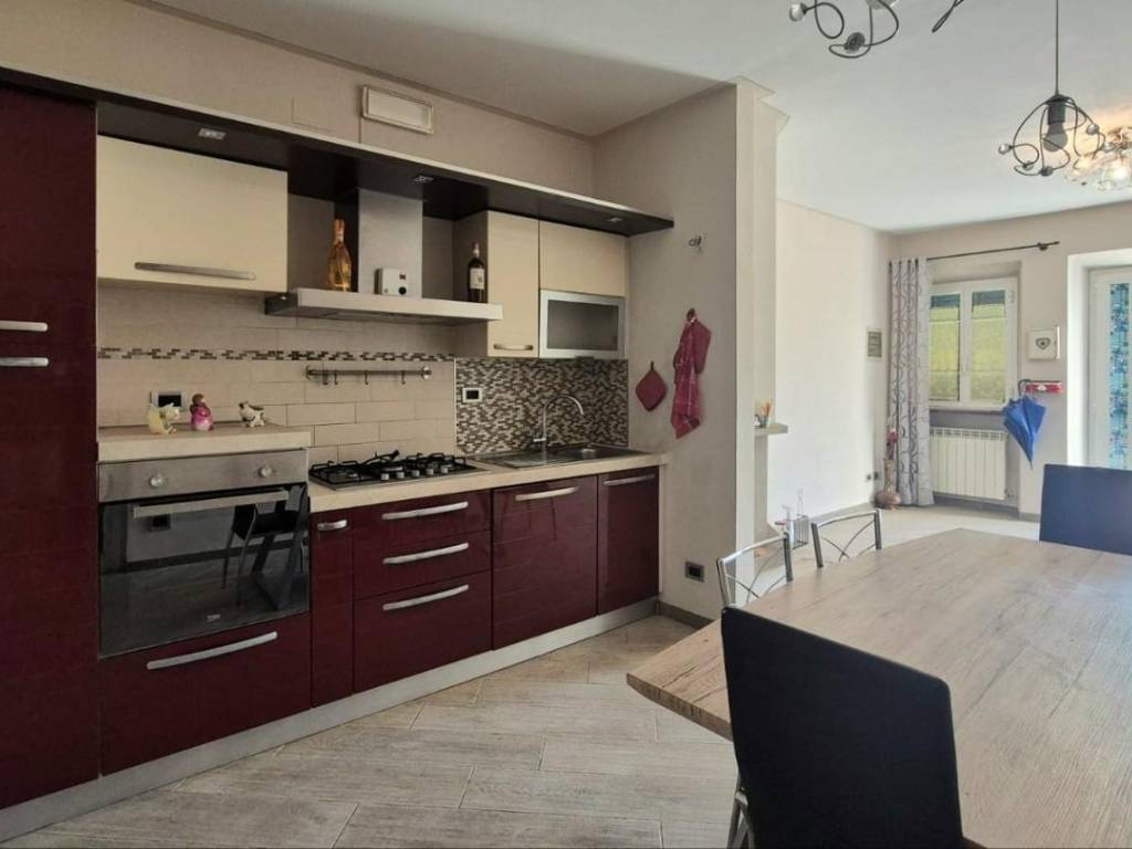 casa indipendente in vendita a Capannori in zona Lammari