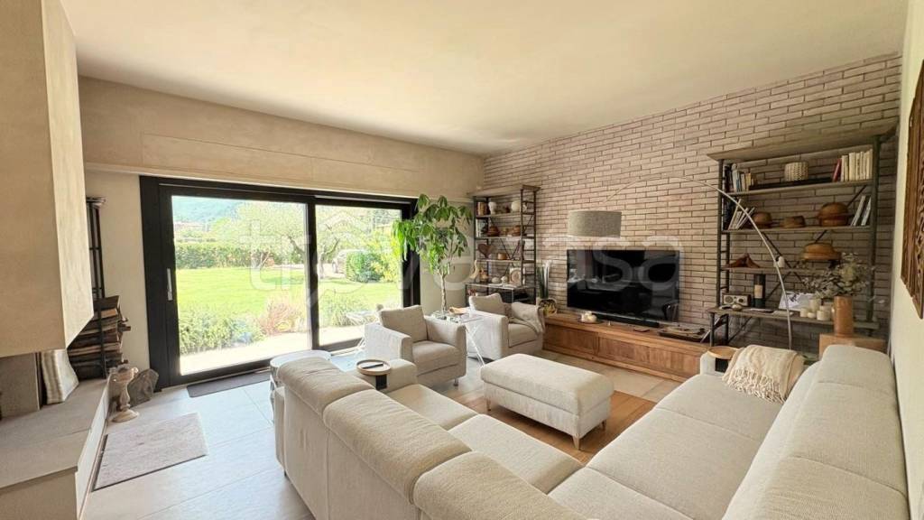 casa indipendente in vendita a Capannori in zona Guamo