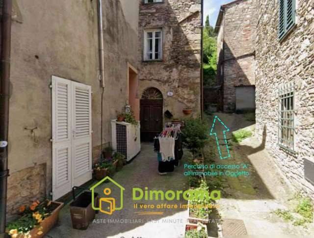 casa indipendente in vendita a Capannori in zona Castelvecchio di Compito