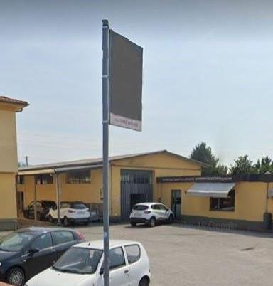 locale commerciale in vendita a Capannori