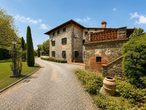 casale in vendita a Capannori