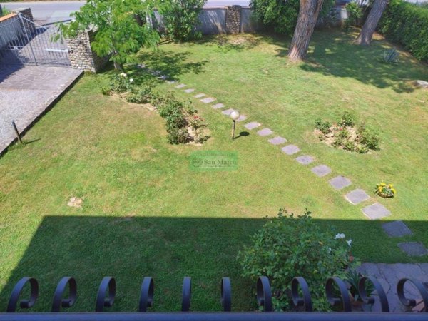 casa indipendente in vendita a Capannori