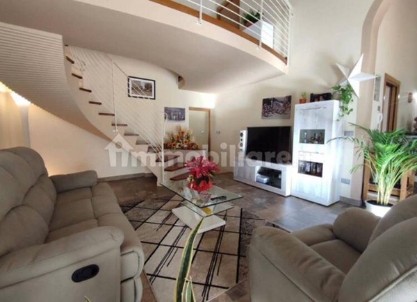 casa indipendente in vendita a Capannori in zona Castelvecchio di Compito