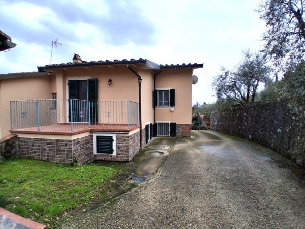 casa indipendente in vendita a Capannori