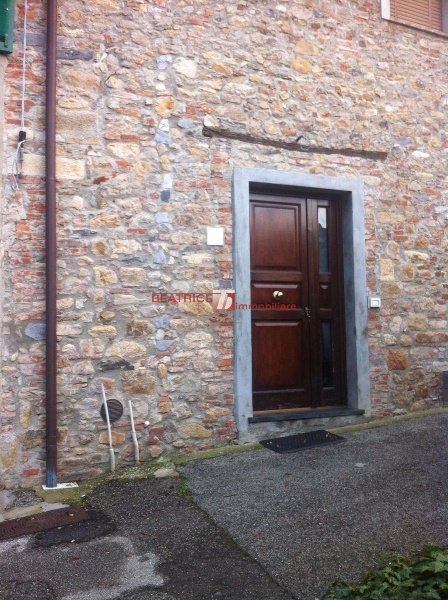 casa indipendente in vendita a Capannori in zona Castelvecchio di Compito