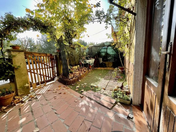 casa indipendente in vendita a Capannori in zona Borgonuovo