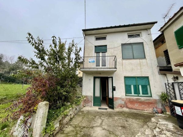 casa indipendente in vendita a Capannori
