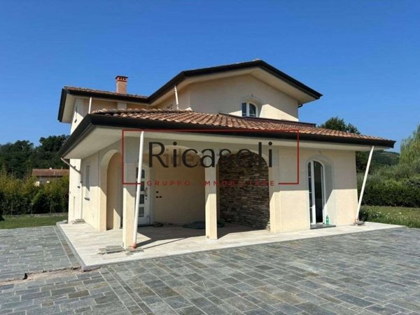 casa indipendente in vendita a Capannori