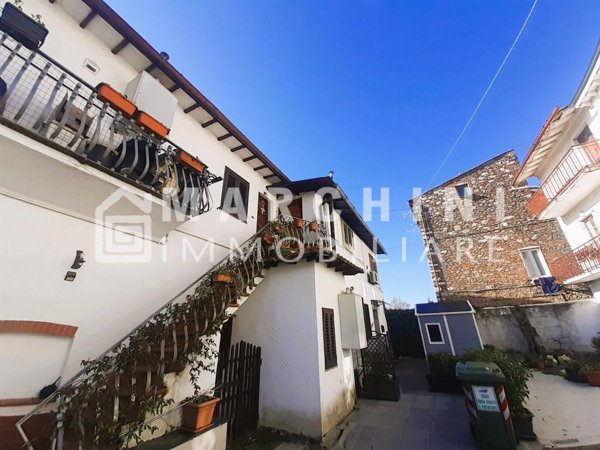 appartamento in vendita a Capannori in zona Segromigno in Monte