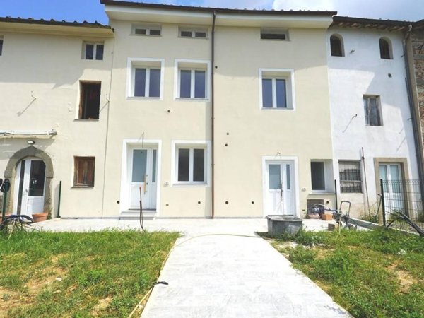 casa indipendente in vendita a Capannori