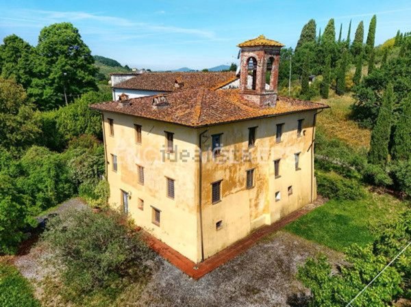 casa indipendente in vendita a Capannori