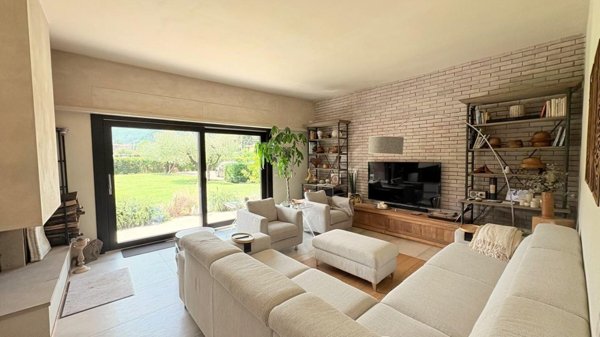 casa indipendente in vendita a Capannori in zona Guamo