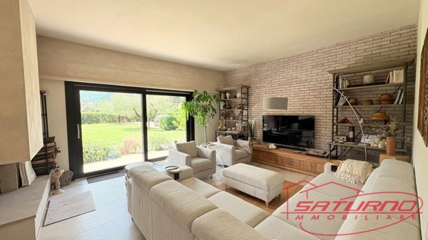 casa indipendente in vendita a Capannori in zona Guamo