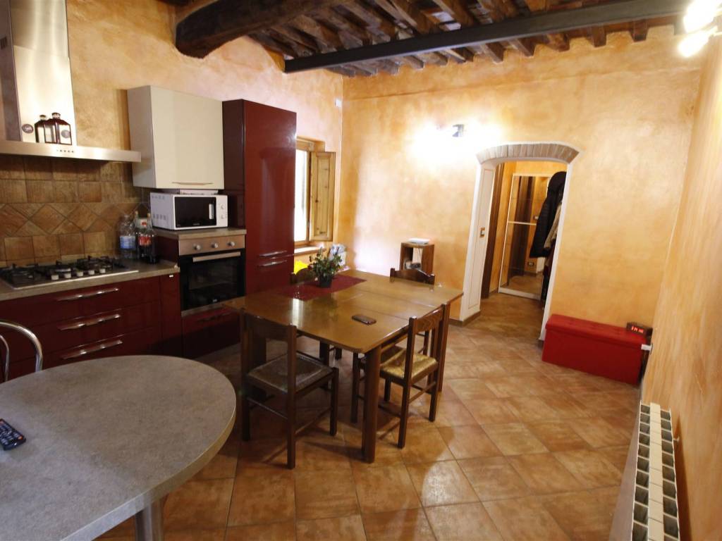 casa indipendente in vendita a Capannori in zona Castelvecchio di Compito
