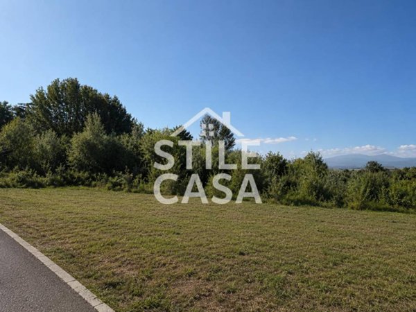 terreno edificabile in vendita a Capannori