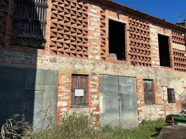 casa indipendente in vendita a Capannori