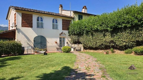 casa indipendente in vendita a Capannori in zona San Gennaro