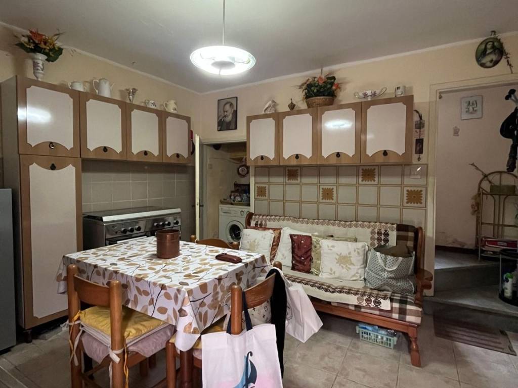 casa indipendente in vendita a Capannori in zona Vorno