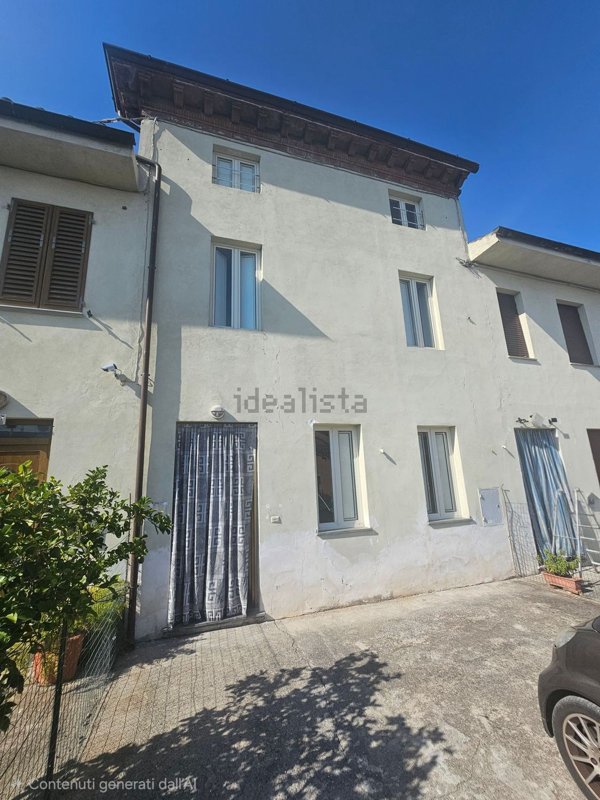 casa indipendente in vendita a Capannori in zona Lammari
