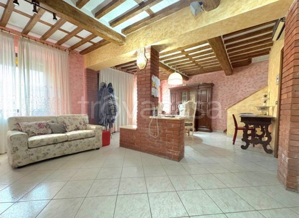 casa indipendente in vendita a Capannori in zona Lammari