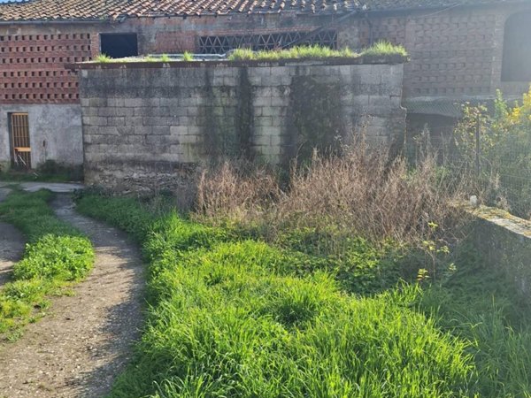 casale in vendita a Capannori