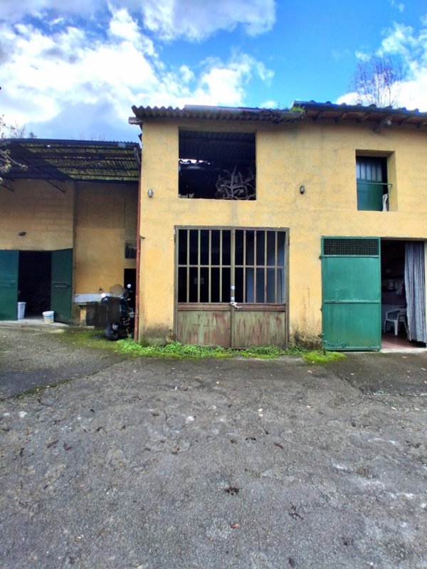 casa indipendente in vendita a Capannori in zona Guamo
