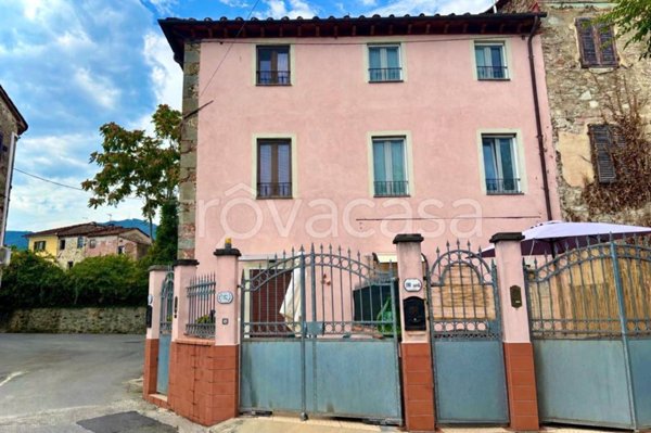casa indipendente in vendita a Capannori in zona Corte Polito